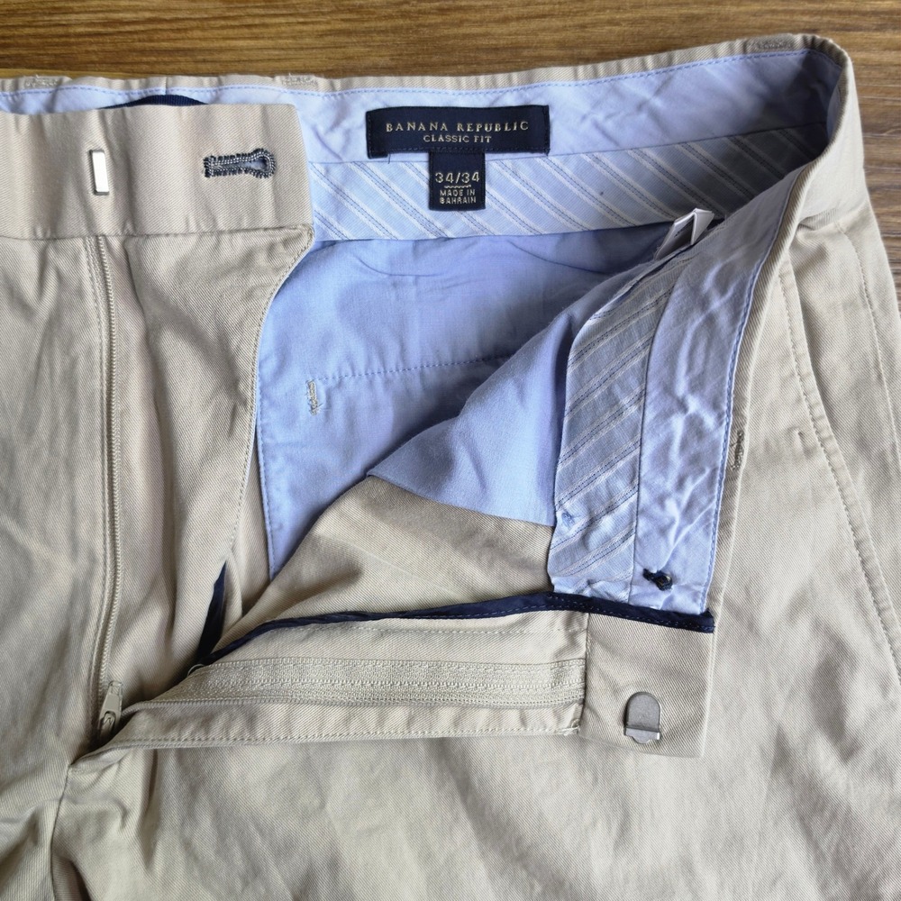 Banana Republic Classic Fit Chino Pants Mens 34x34 Khaki Tan Straight Leg Pants - Picture 3 of 9